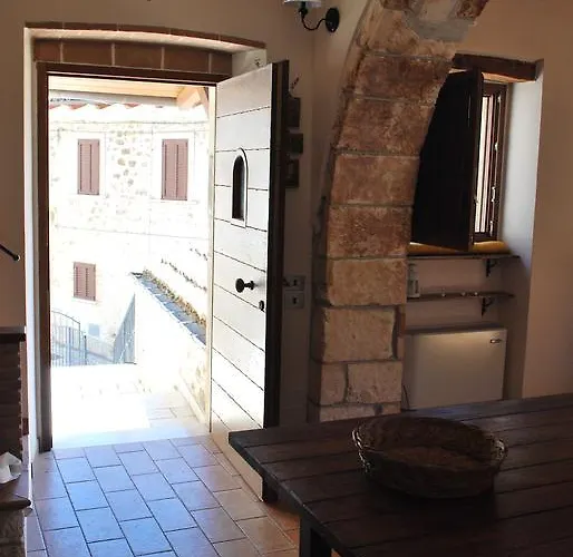 Stone House Ilovemajella Pretoro